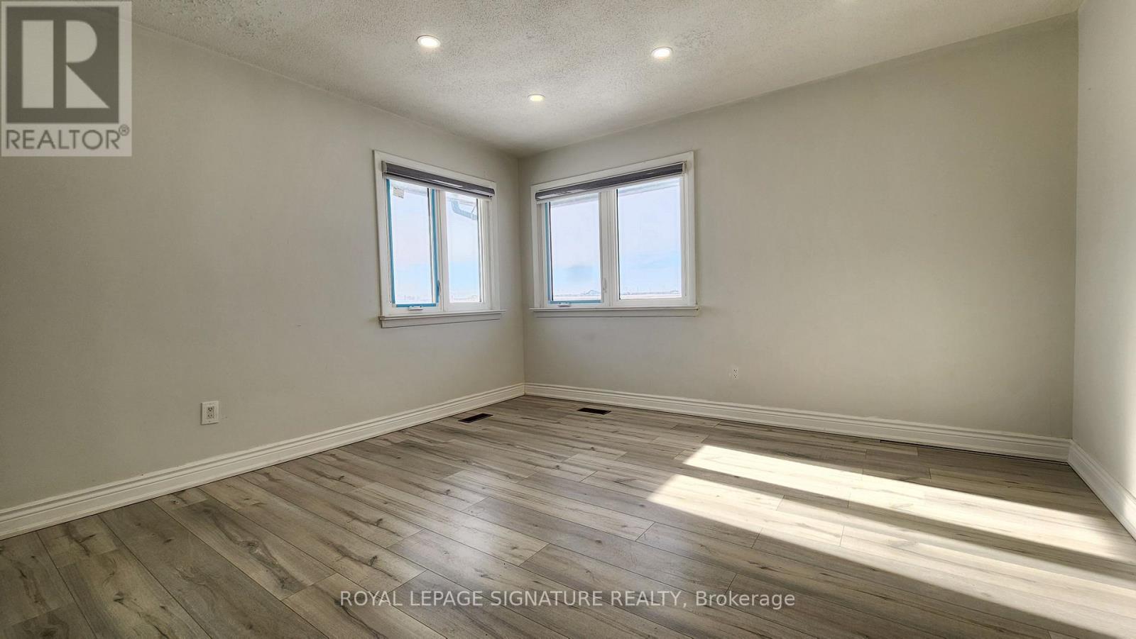 Upper Level - 5444 Countryside Drive, Brampton, Ontario  L6P 0T8 - Photo 18 - W12873654