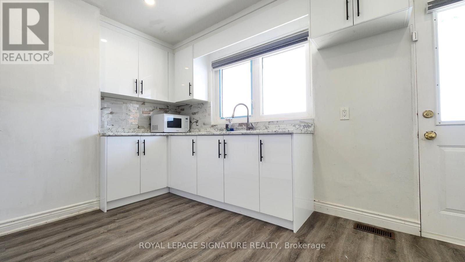 Upper Level - 5444 Countryside Drive, Brampton, Ontario  L6P 0T8 - Photo 26 - W12873654