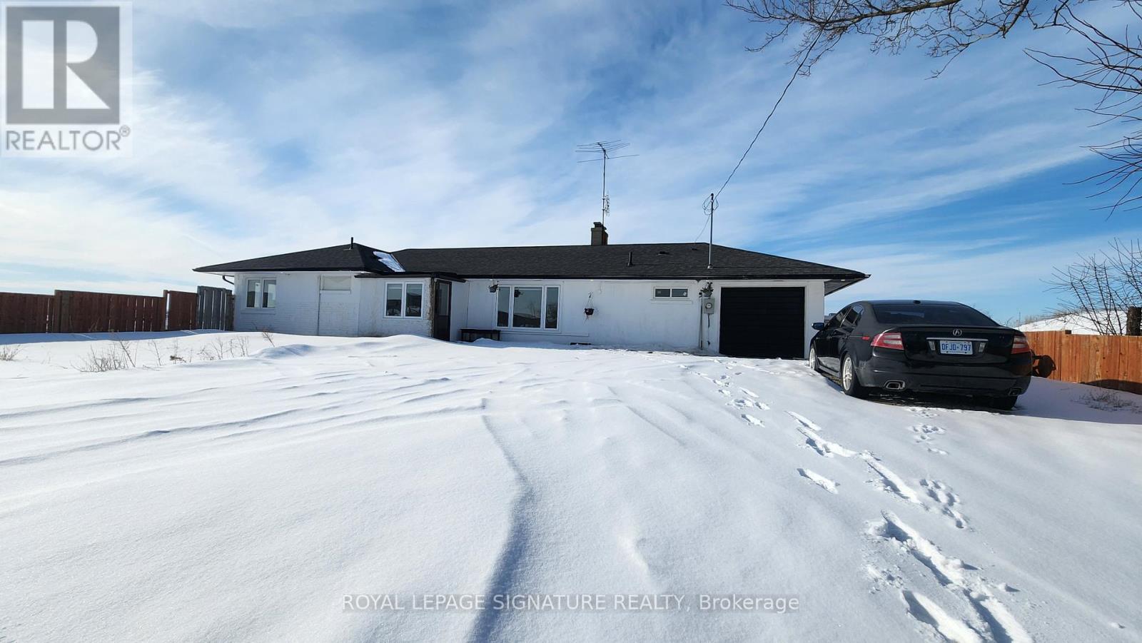 Upper Level - 5444 Countryside Drive, Brampton, Ontario  L6P 0T8 - Photo 3 - W12873654