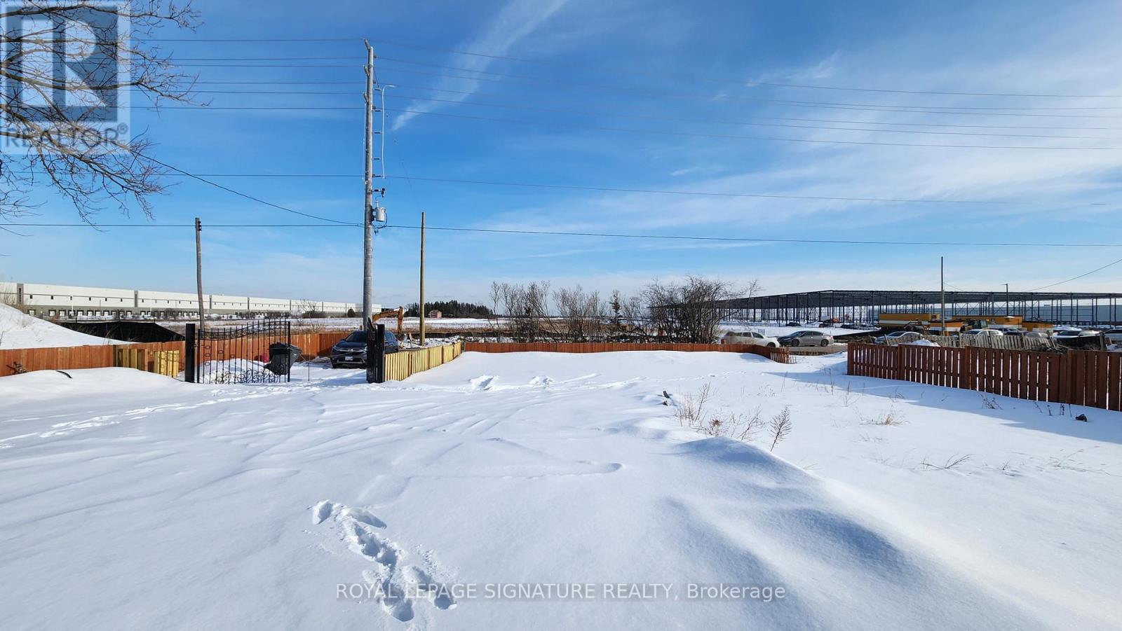 Upper Level - 5444 Countryside Drive, Brampton, Ontario  L6P 0T8 - Photo 34 - W12873654