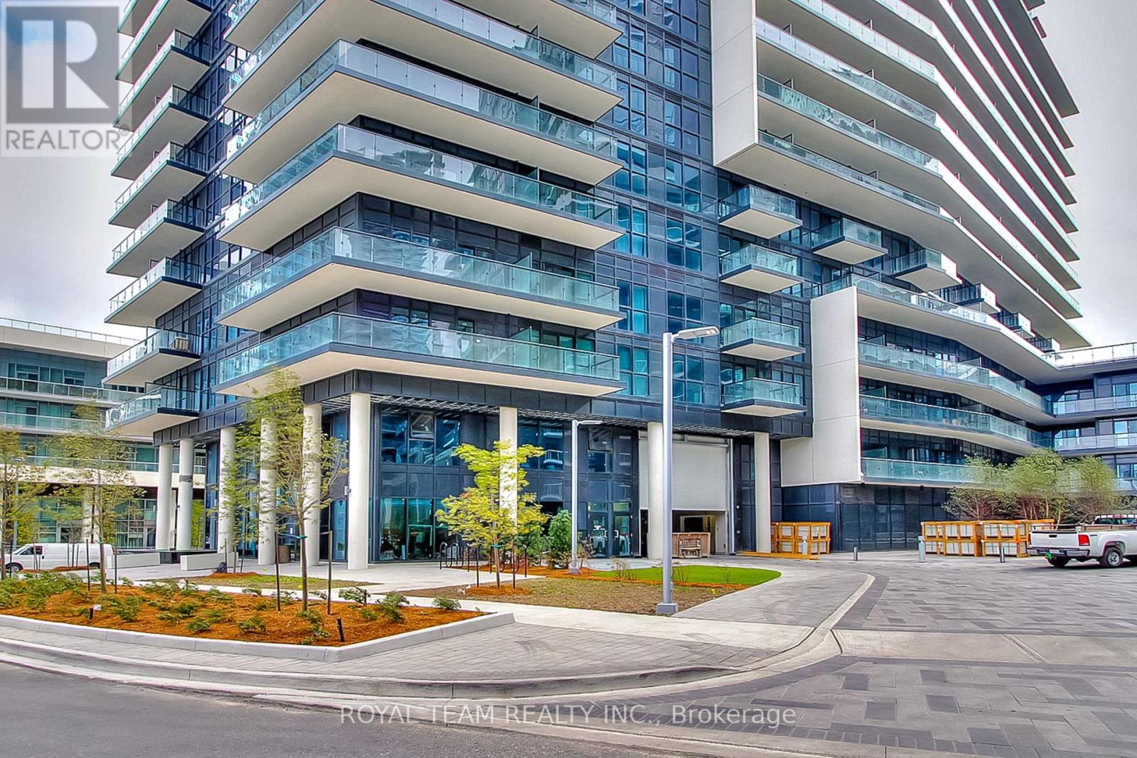 1505 - 39 Annie Craig Drive, Toronto, Ontario  M8V 0C5 - Photo 2 - W12873698