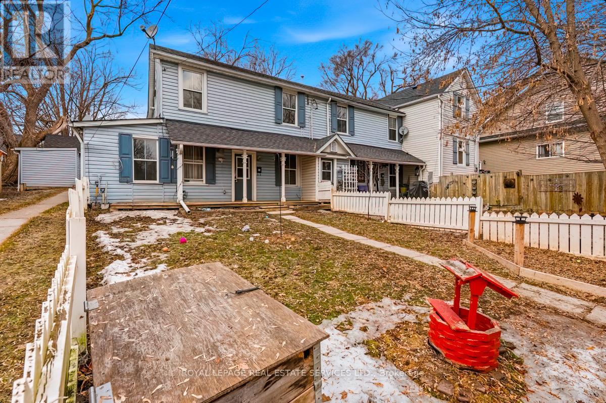 23 - 23 CHURCH STREET W, Halton Hills, Ontario