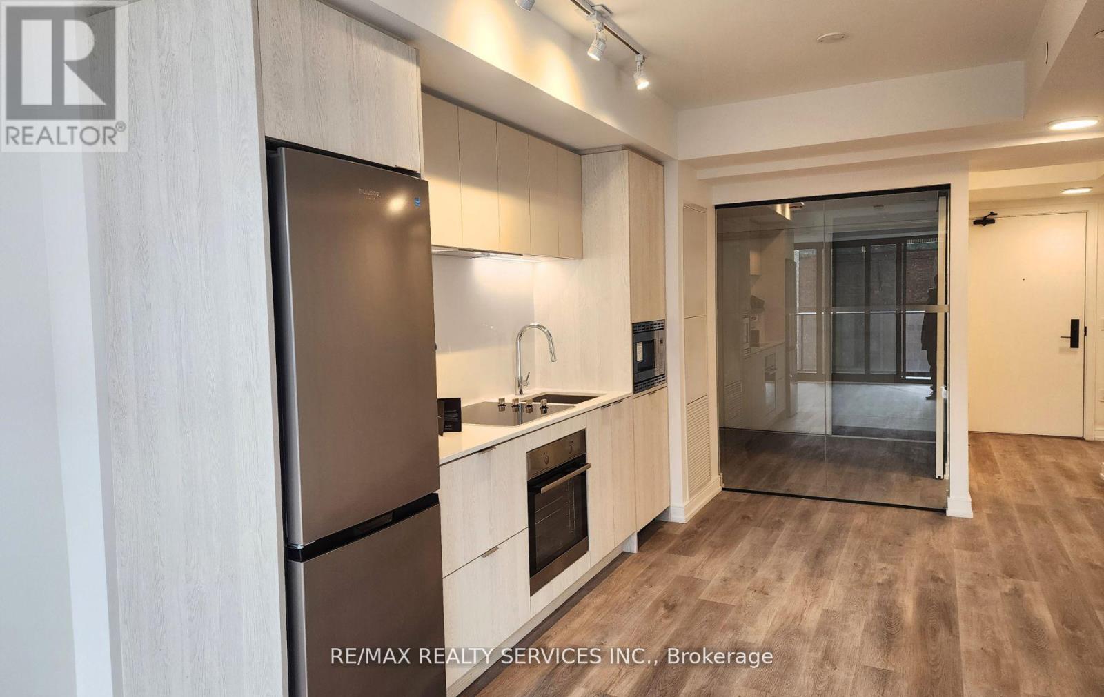 410 - 1 Jarvis Street, Hamilton, Ontario  L8R 0A8 - Photo 7 - X12873692