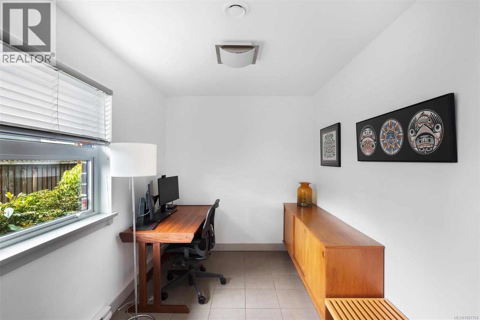 4 1137 Meares St, Victoria, British Columbia  V8V 3J9 - Photo 8 - 1027754