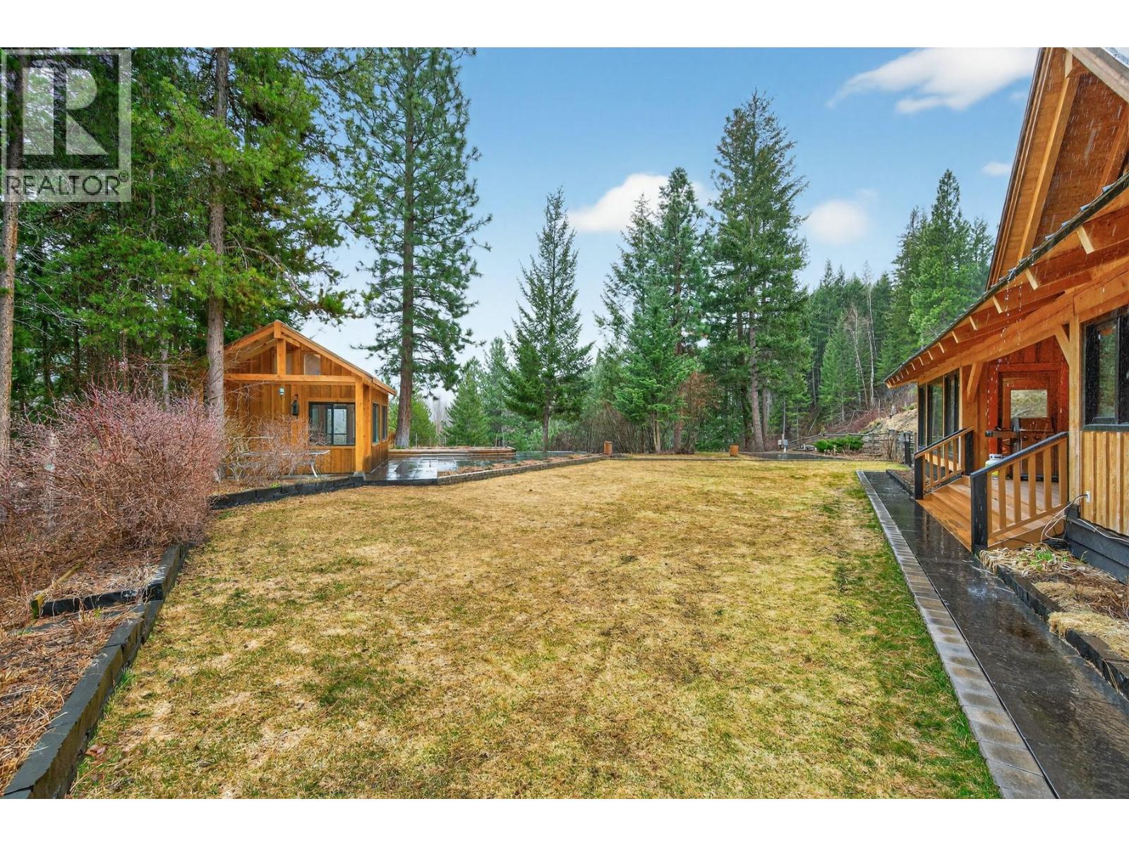 240 Busby Road, Merritt, British Columbia  V1K 1B8 - Photo 62 - 10377691