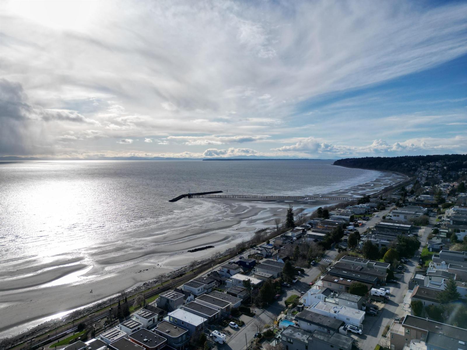 15456 Columbia Avenue, White Rock, British Columbia  V4B 1K2 - Photo 39 - R3098251