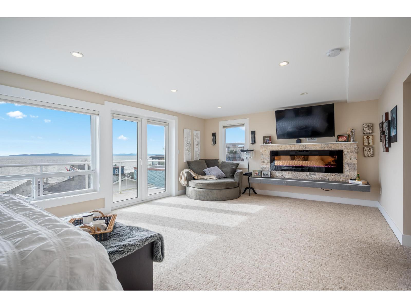 15456 Columbia Avenue, White Rock, British Columbia  V4B 1K2 - Photo 27 - R3098251