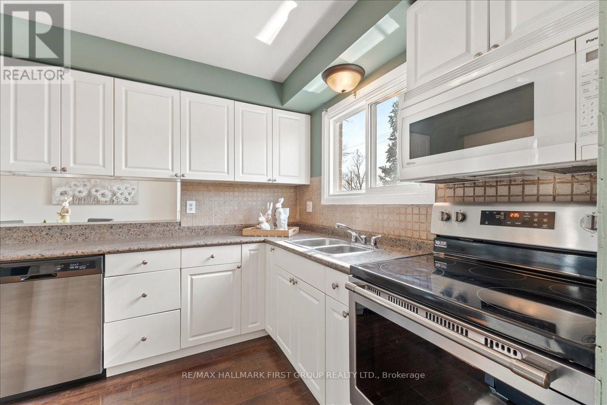 1094 St Andrews Court, Oshawa, Ontario  L1H 8B5 - Photo 10 - E12871132