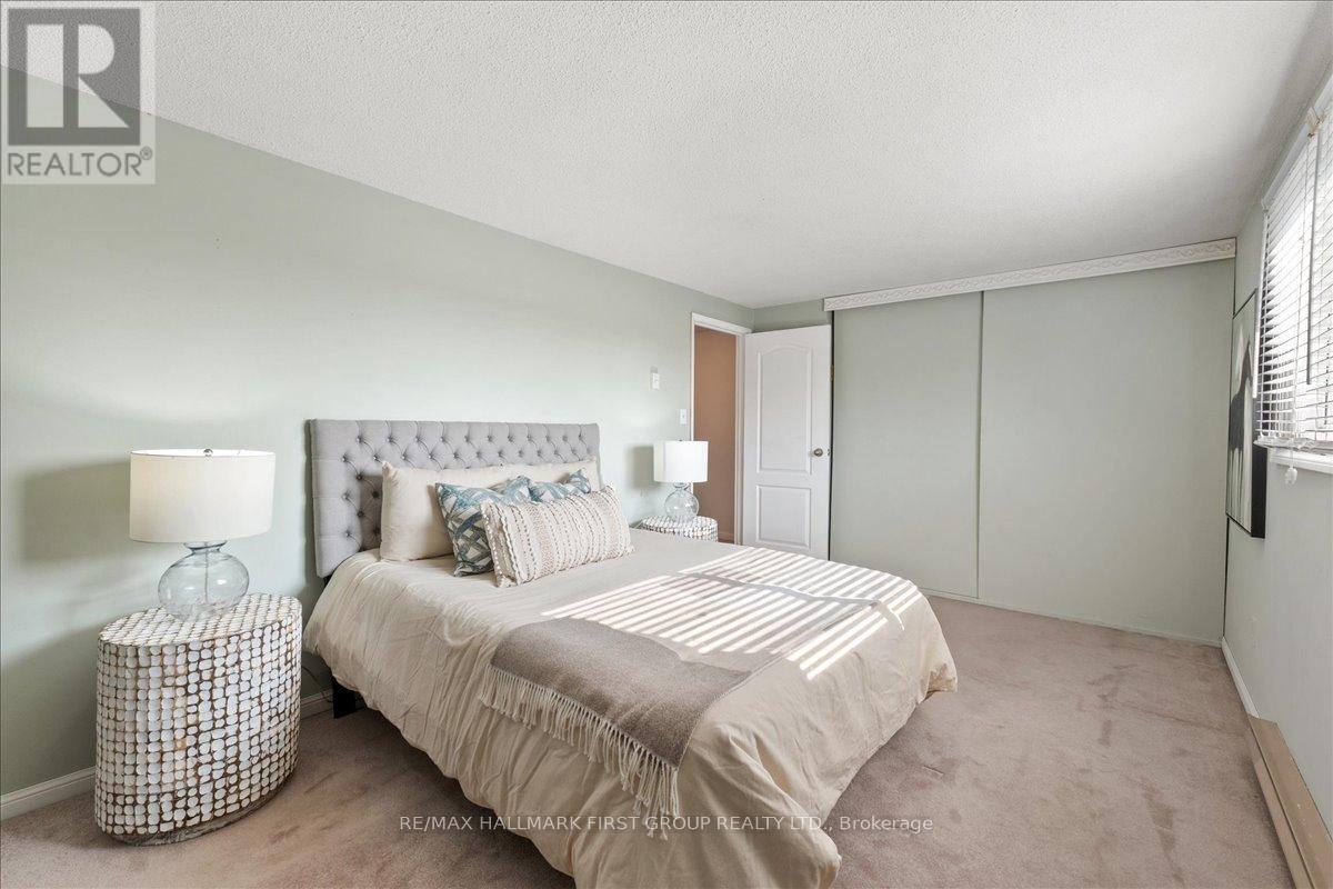 1094 St Andrews Court, Oshawa, Ontario  L1H 8B5 - Photo 17 - E12871132