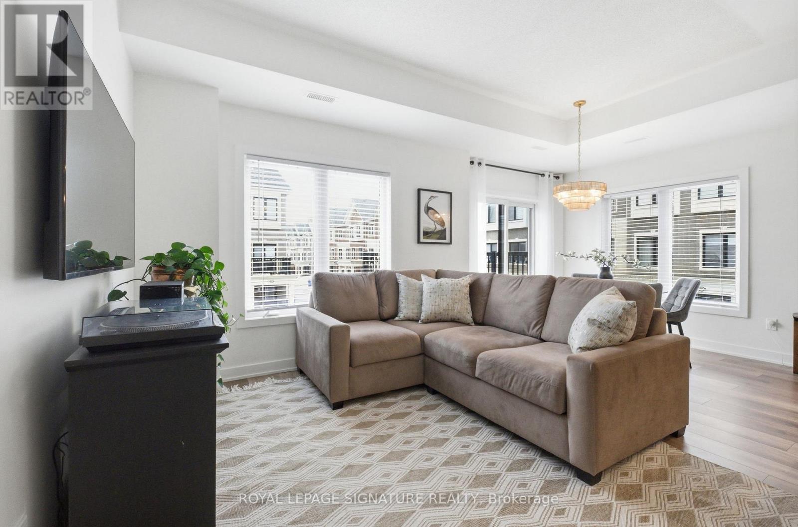 29 Canton Lane, Whitchurch-Stouffville, Ontario  L4A 4W8 - Photo 13 - N12860096