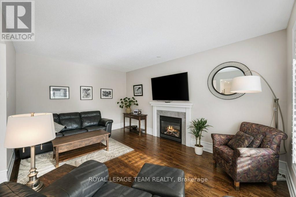 8 Thunderbird Crescent, Ottawa, Ontario  K2M 2V7 - Photo 20 - X12873668