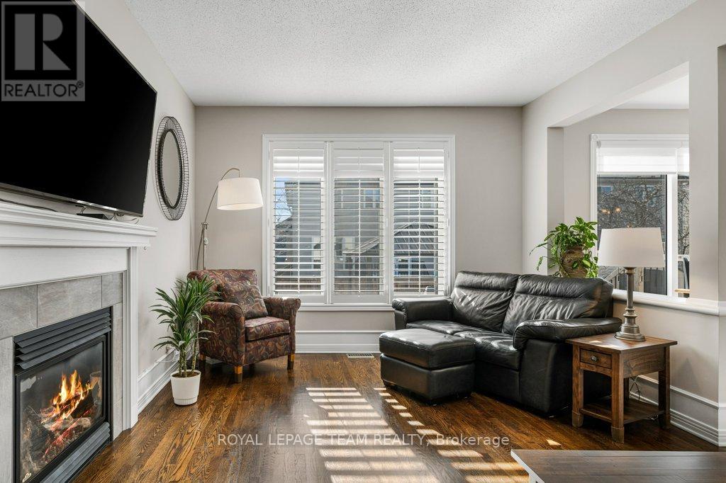 8 Thunderbird Crescent, Ottawa, Ontario  K2M 2V7 - Photo 21 - X12873668