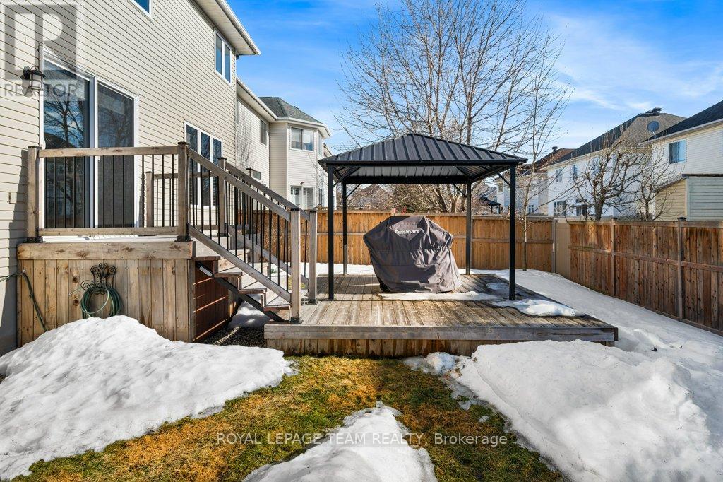 8 Thunderbird Crescent, Ottawa, Ontario  K2M 2V7 - Photo 44 - X12873668