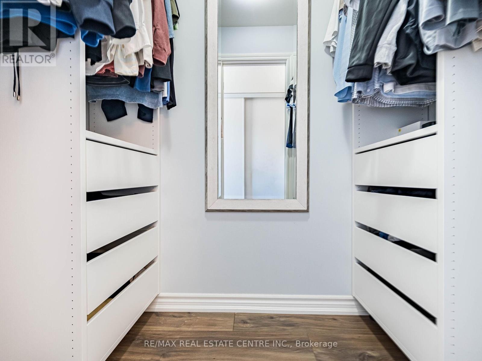 10 - 125 Long Branch Avenue, Toronto, Ontario  M8W 0A9 - Photo 32 - W12842694