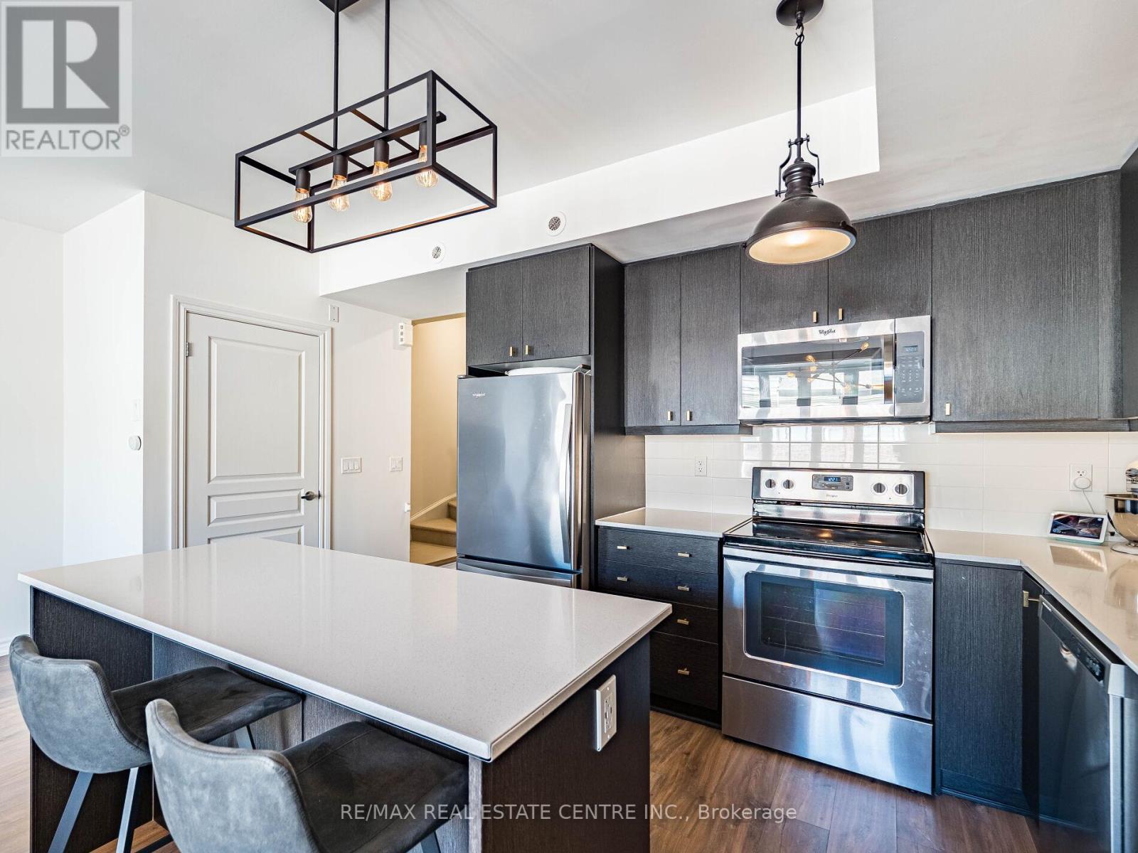 10 - 125 Long Branch Avenue, Toronto, Ontario  M8W 0A9 - Photo 14 - W12842694