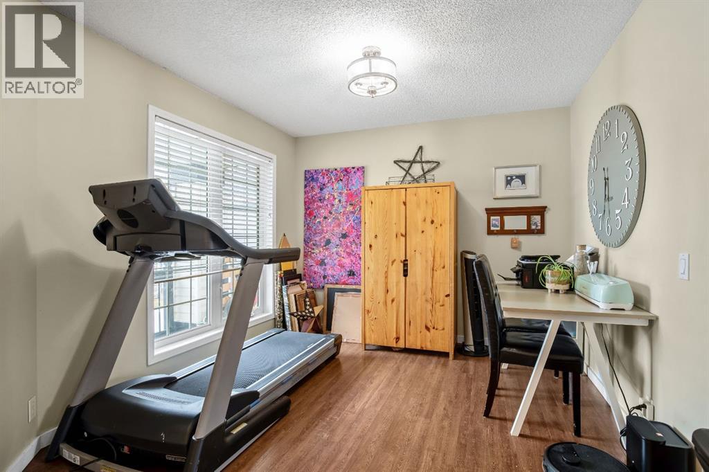 42 Douglas Glen Green Se, Calgary, Alberta  T2Z 2N1 - Photo 6 - A2290650