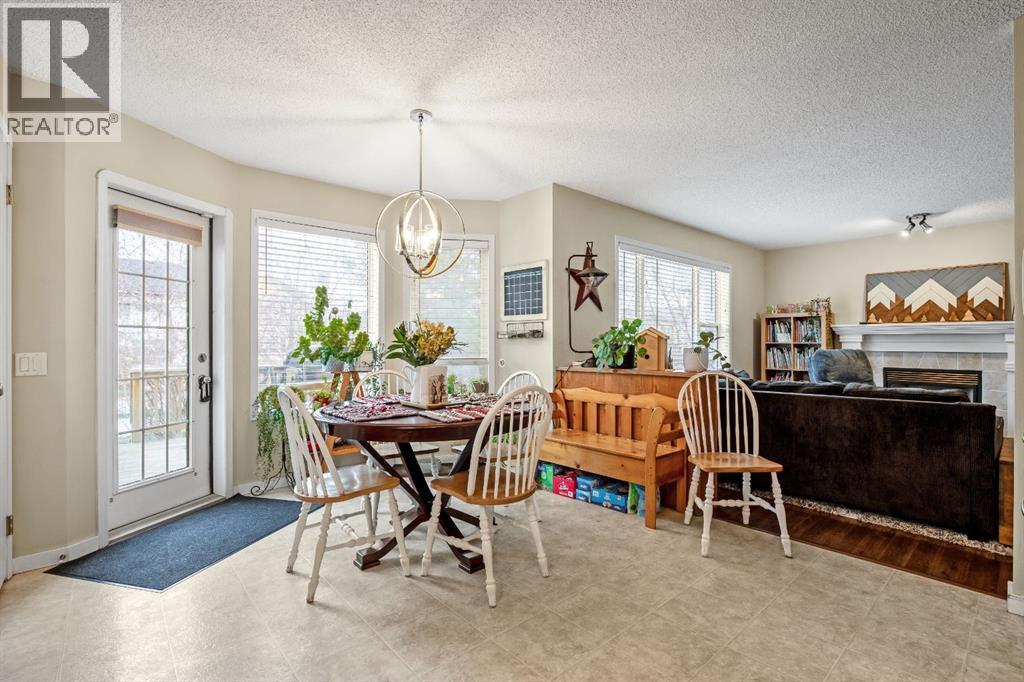 42 Douglas Glen Green Se, Calgary, Alberta  T2Z 2N1 - Photo 17 - A2290650