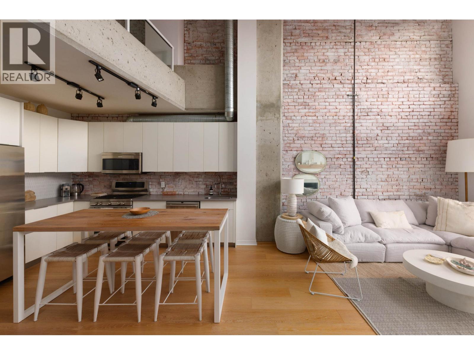 308 27 Alexander Street, Vancouver, British Columbia  V6A 1B2 - Photo 4 - R3099037