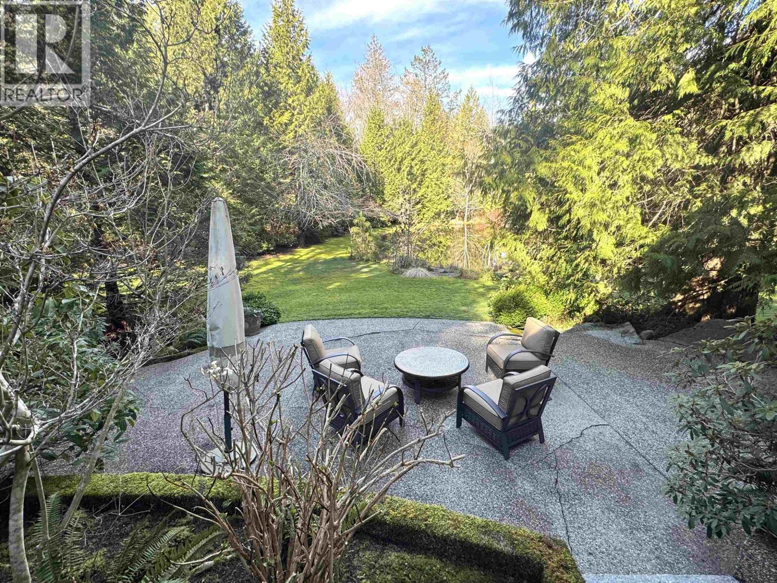 5479-5487 Brooks Road, Halfmoon Bay, British Columbia  V7Z 1G1 - Photo 8 - R3099039