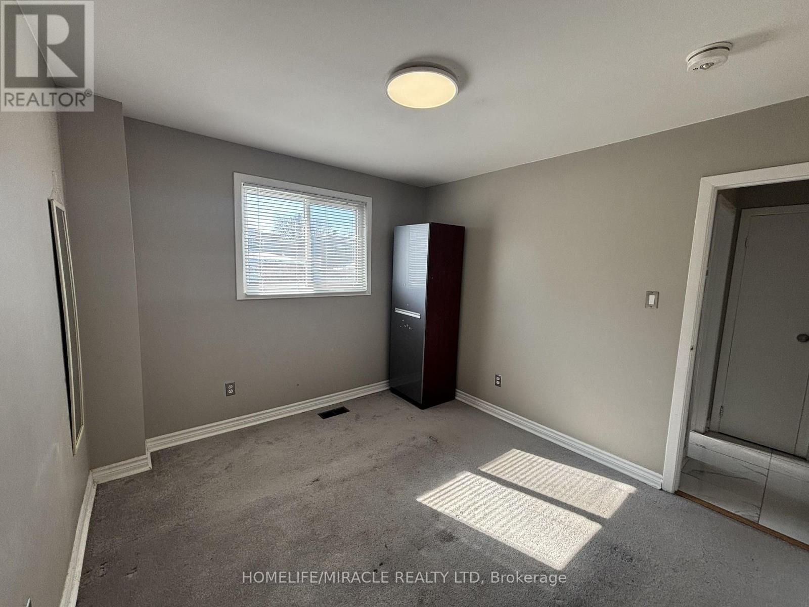 Main - 219 Mcmurchy Avenue, Brampton, Ontario  L6Y 1Z2 - Photo 19 - W12754276