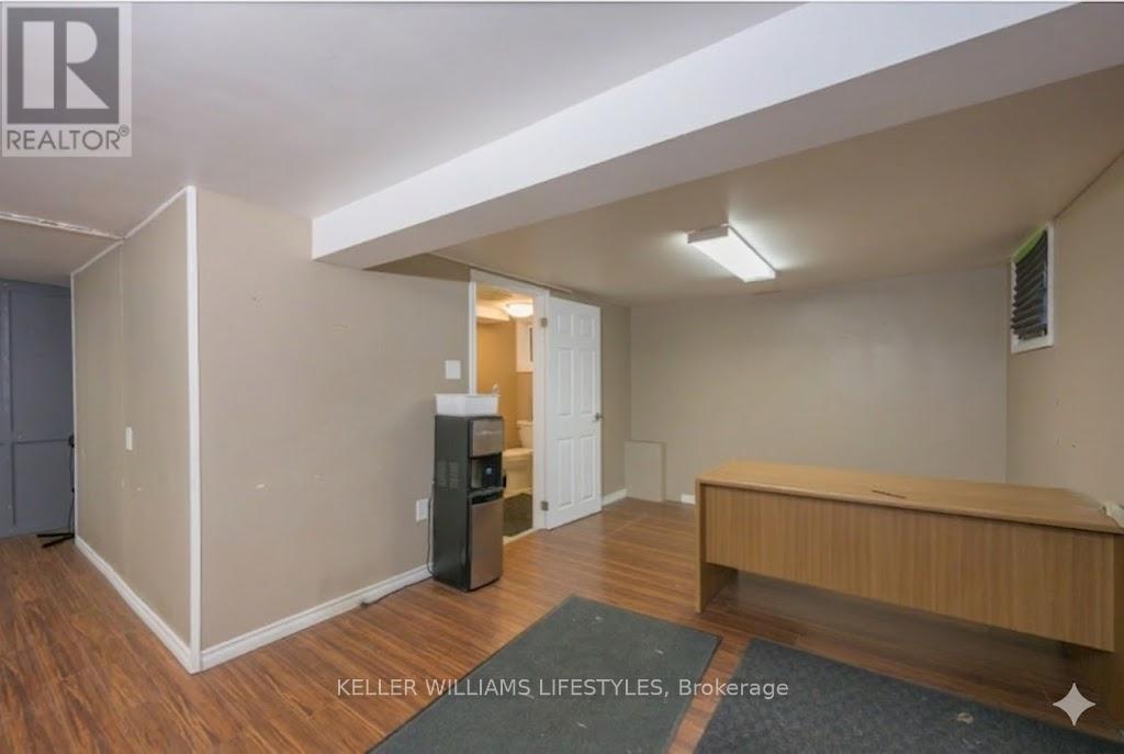 1235 Dundas Street, London East, Ontario  N5W 3B1 - Photo 14 - X12865024