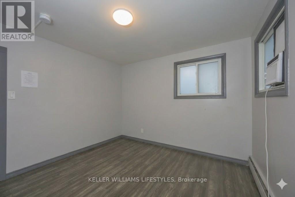 1235 Dundas Street, London East, Ontario  N5W 3B1 - Photo 21 - X12865024