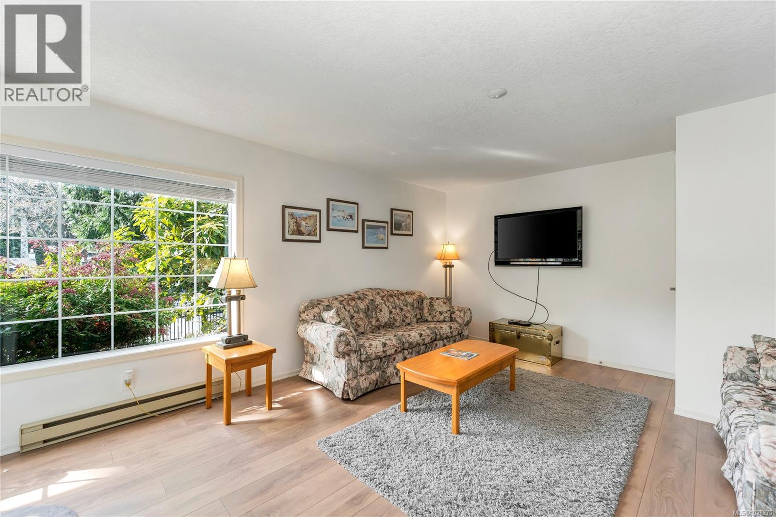 990 Scottswood Close, Saanich, British Columbia  V8Y 2V1 - Photo 22 - 1028275