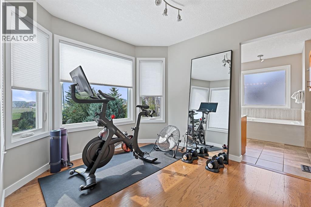 33 Sunset Crescent, Okotoks, Alberta  T1S 1P3 - Photo 23 - A2290204