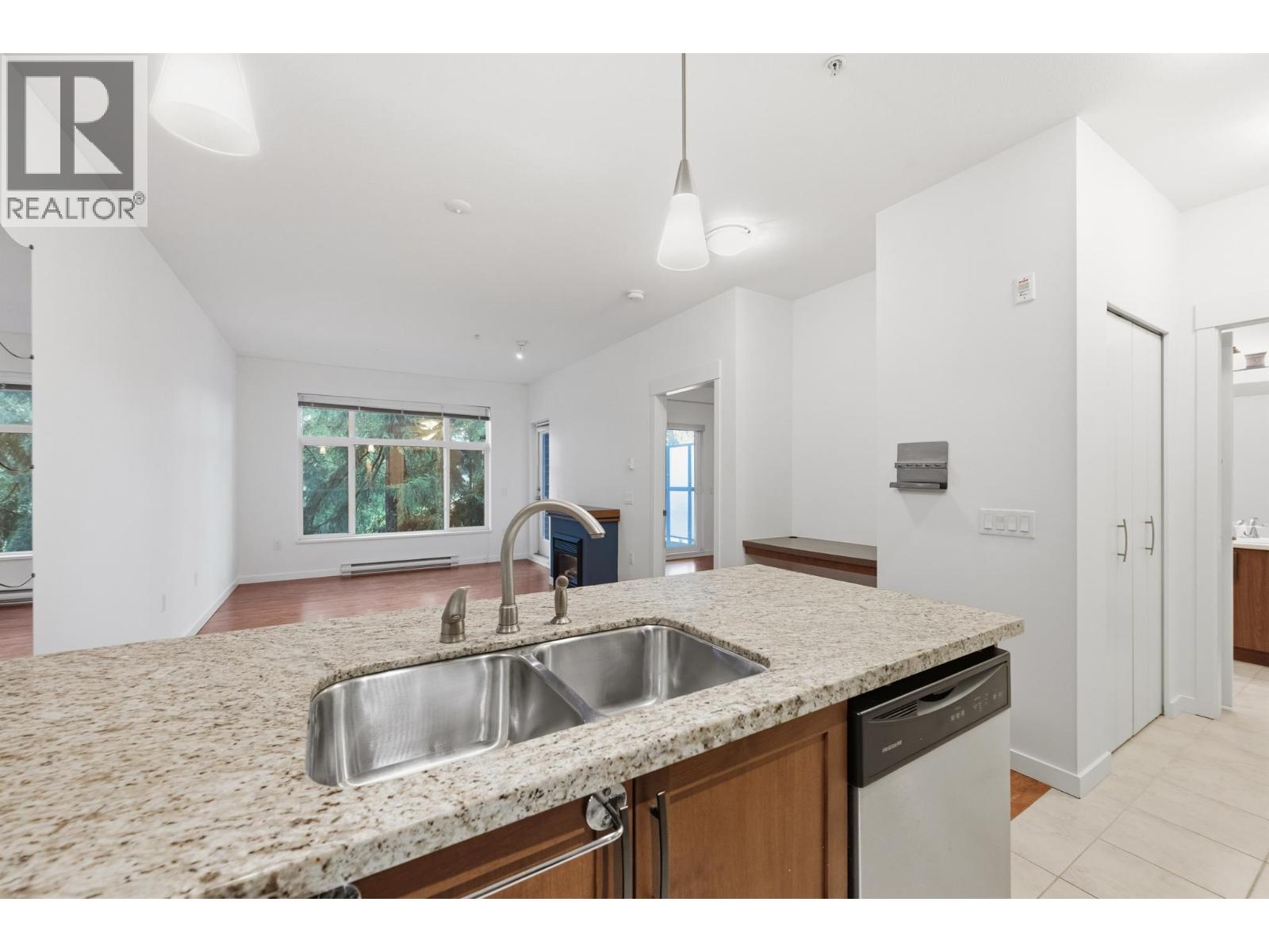 309 11950 Harris Road, Pitt Meadows, British Columbia  V3Y 0B7 - Photo 18 - R3098568