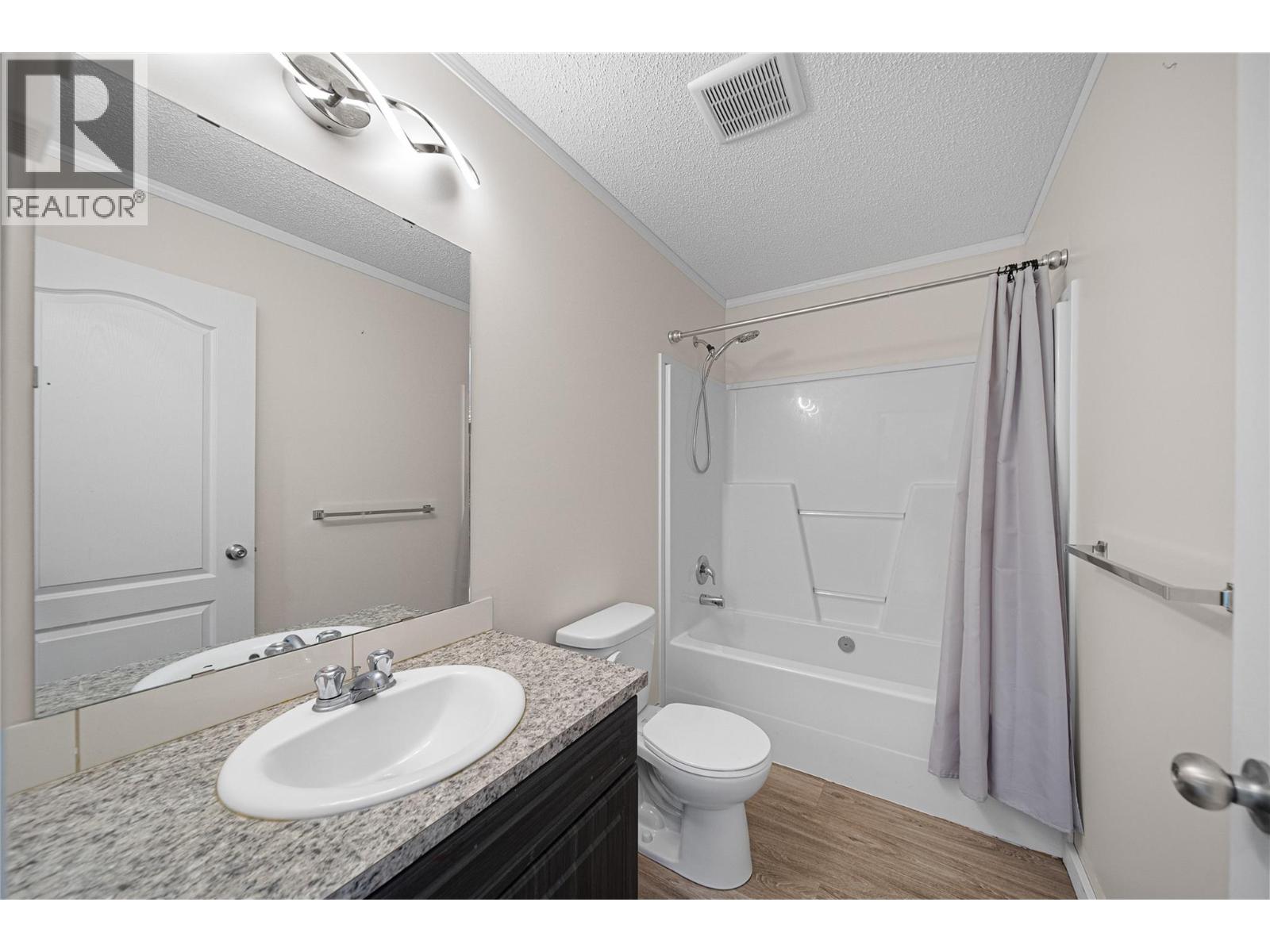 7155 Dallas Drive Unit# B11, Kamloops, British Columbia  V2C 4T1 - Photo 14 - 10378689