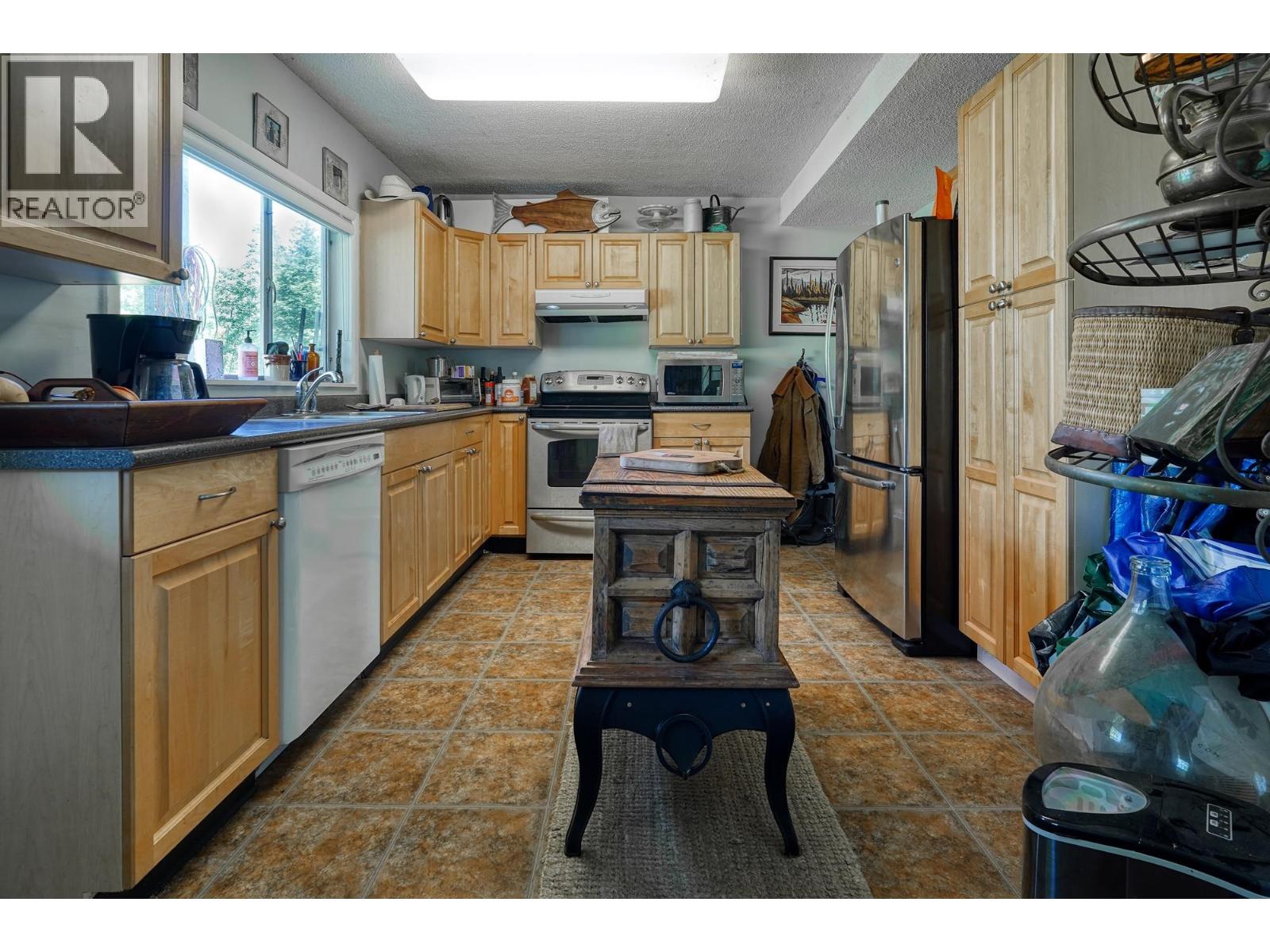 10022 Rolley Crescent, Maple Ridge, British Columbia  V2W 1J9 - Photo 12 - R3098857