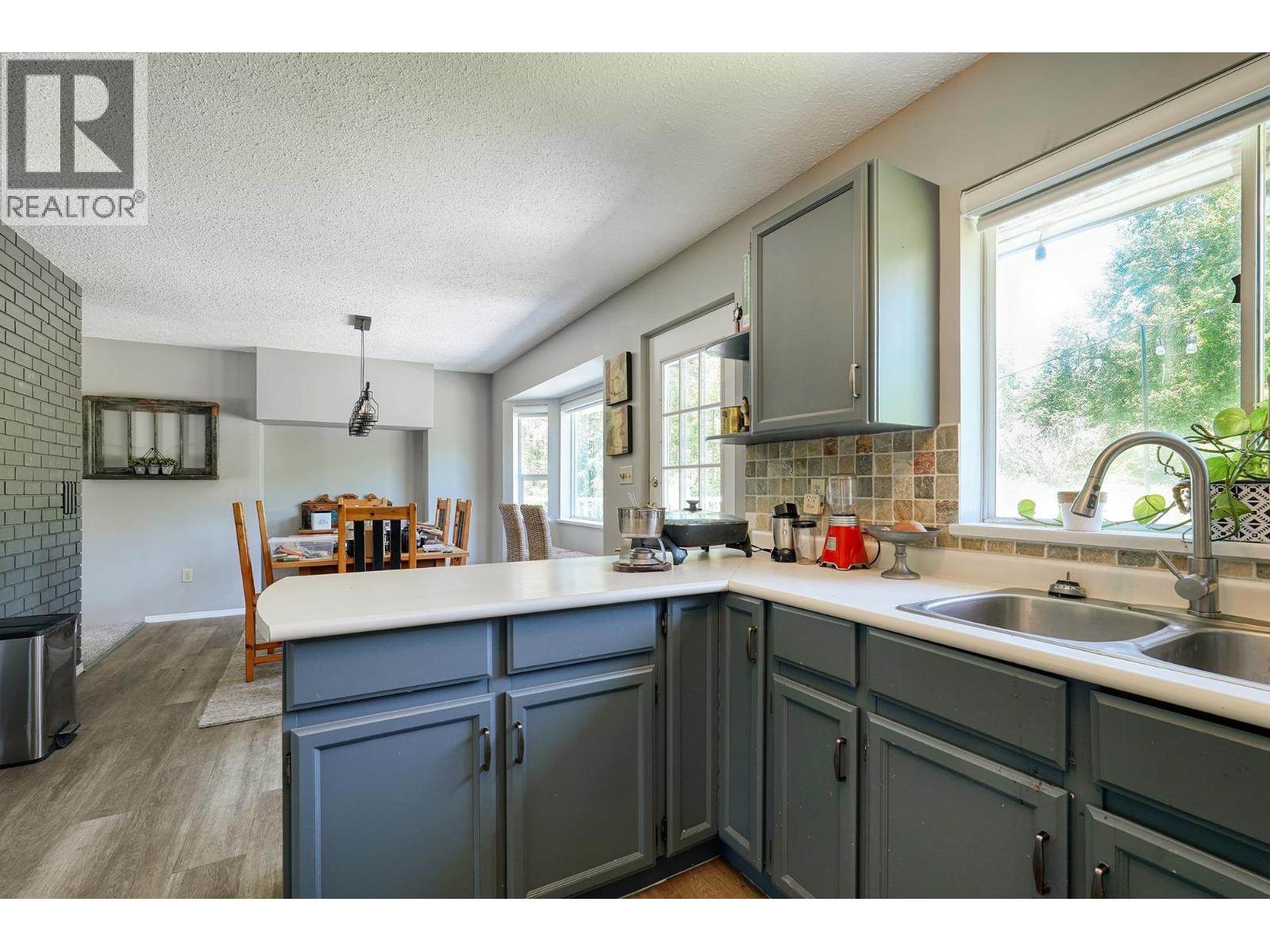 10022 Rolley Crescent, Maple Ridge, British Columbia  V2W 1J9 - Photo 23 - R3098857