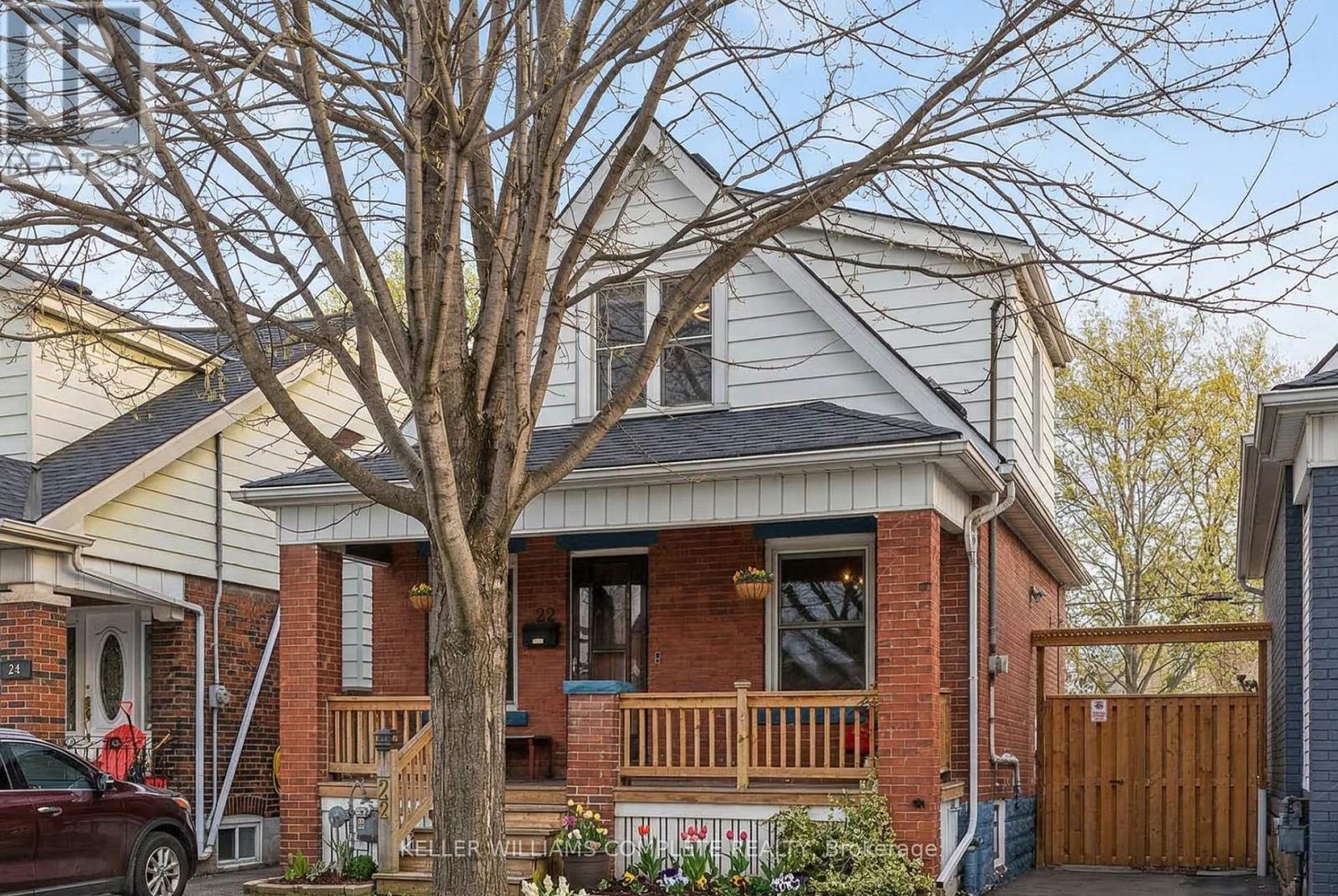 22 Cope Street, Hamilton, Ontario  L8H 5A9 - Photo 1 - X12873732