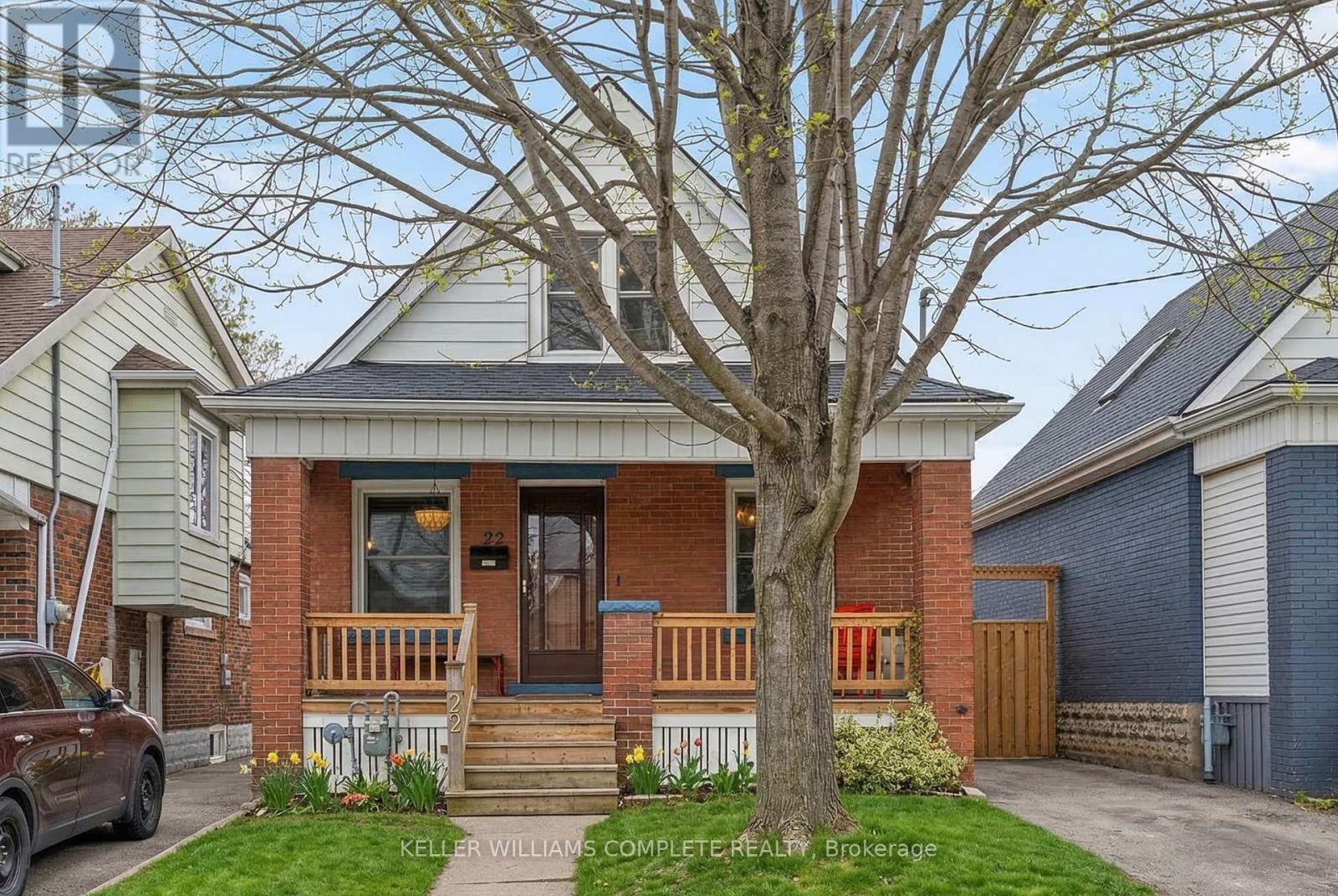 22 Cope Street, Hamilton, Ontario  L8H 5A9 - Photo 2 - X12873732