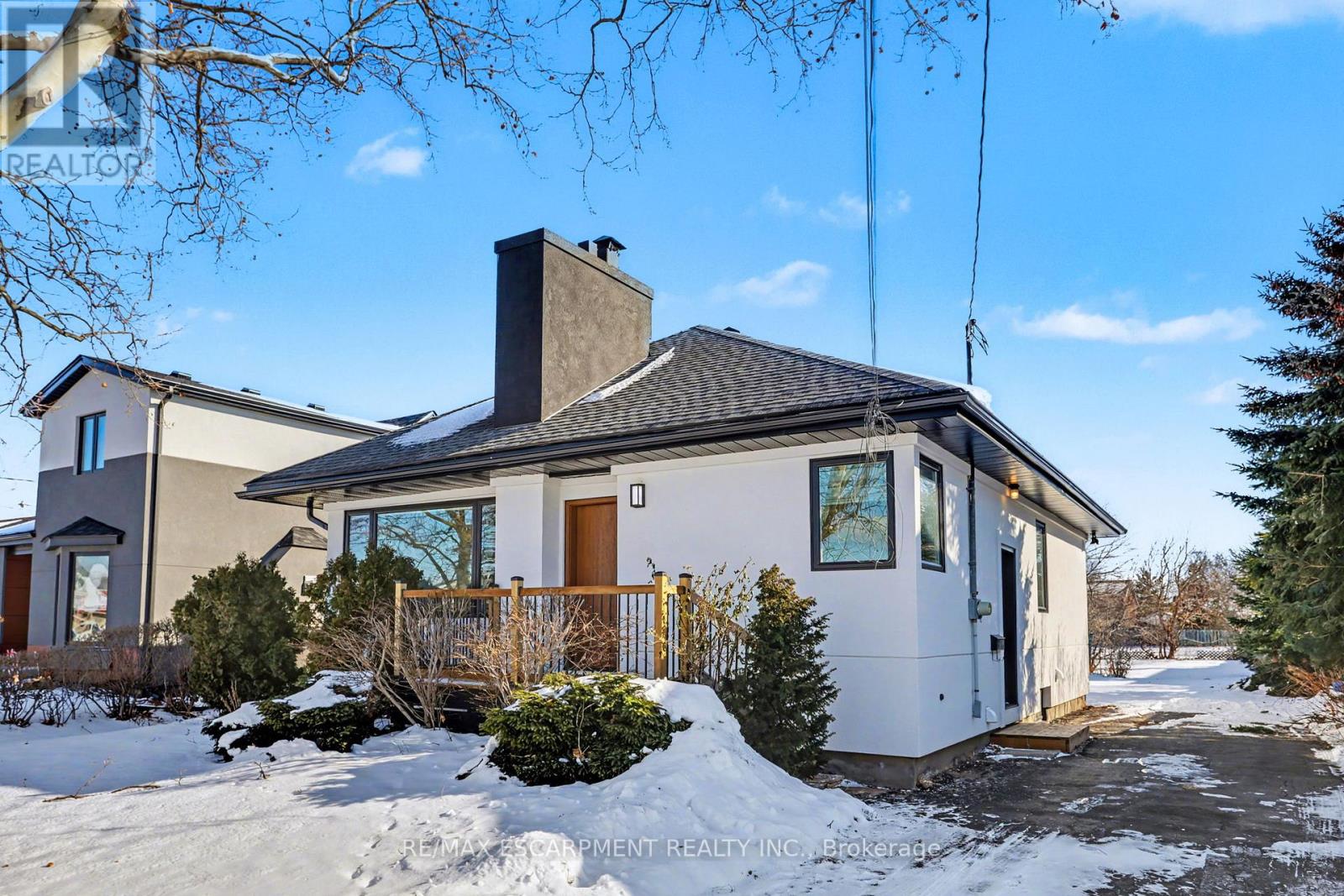 10 NORWICH ROAD, Hamilton, Ontario