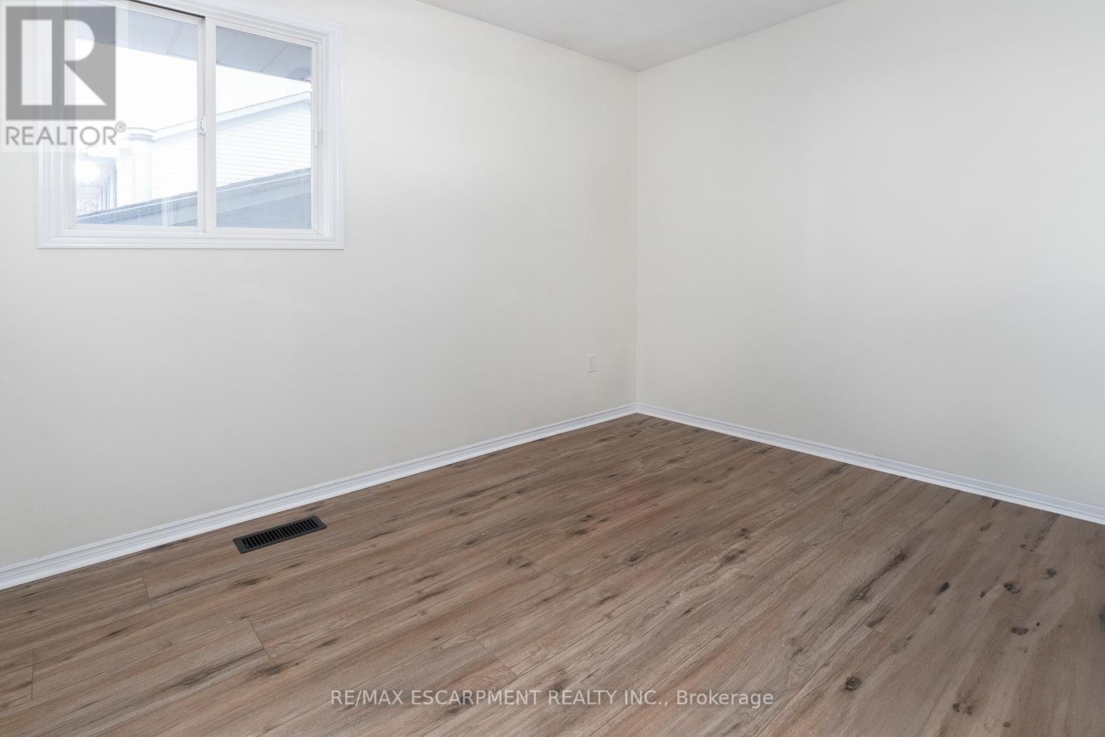 461 Belleair Boulevard, Fort Erie, Ontario  L0S 1N0 - Photo 14 - X12873742