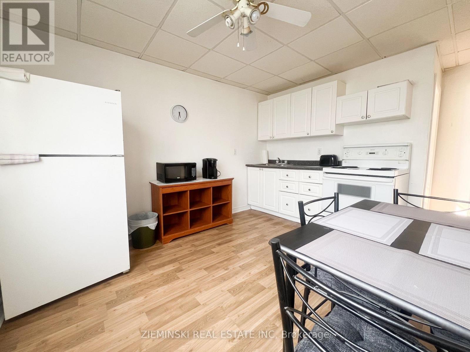 110-112 Third Street W, Cochrane, Ontario  P0L 1C0 - Photo 21 - T12873800