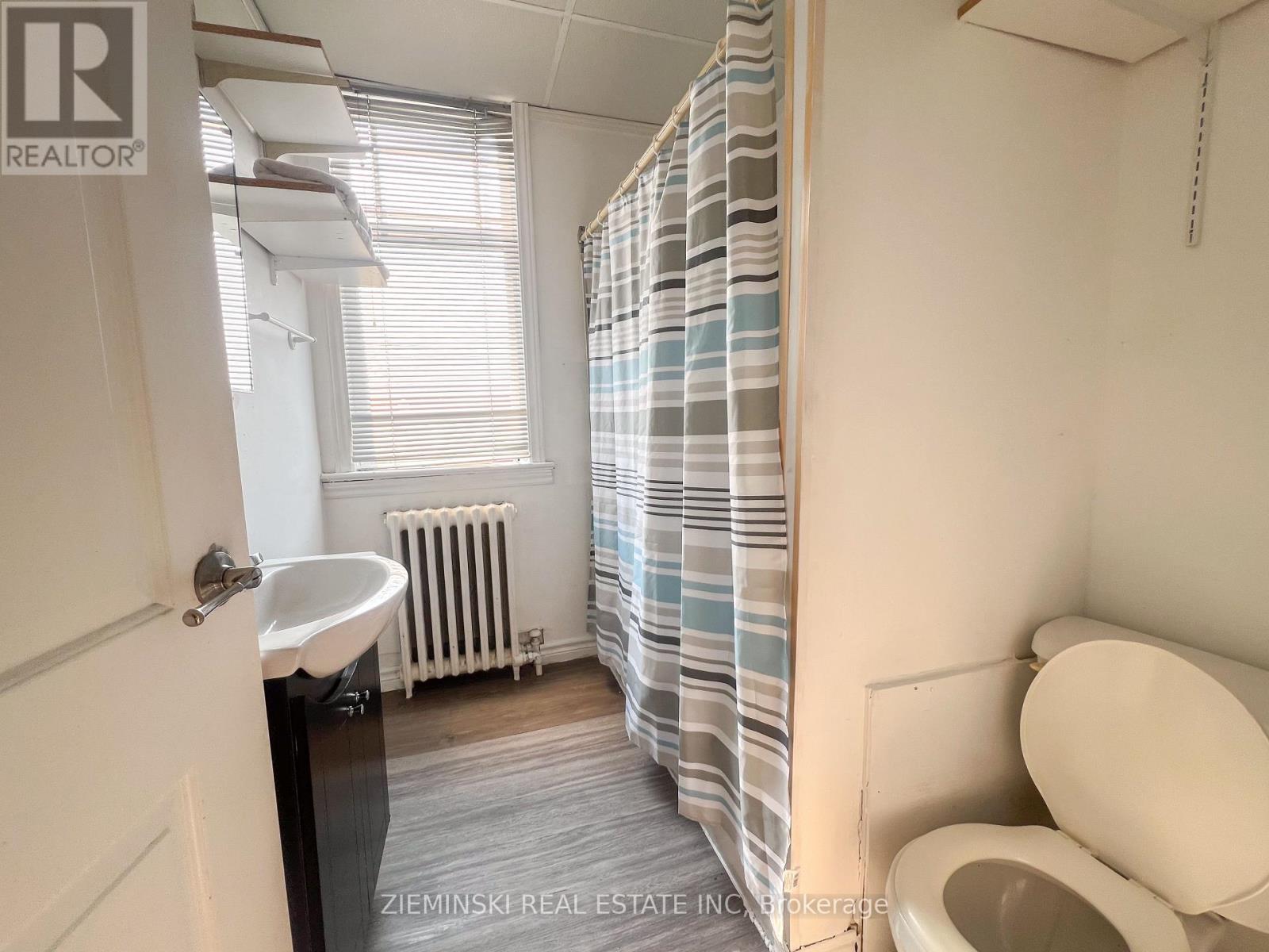 110-112 Third Street W, Cochrane, Ontario  P0L 1C0 - Photo 22 - T12873800