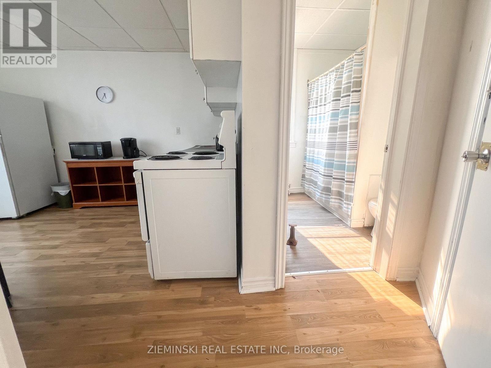 110-112 Third Street W, Cochrane, Ontario  P0L 1C0 - Photo 29 - T12873800