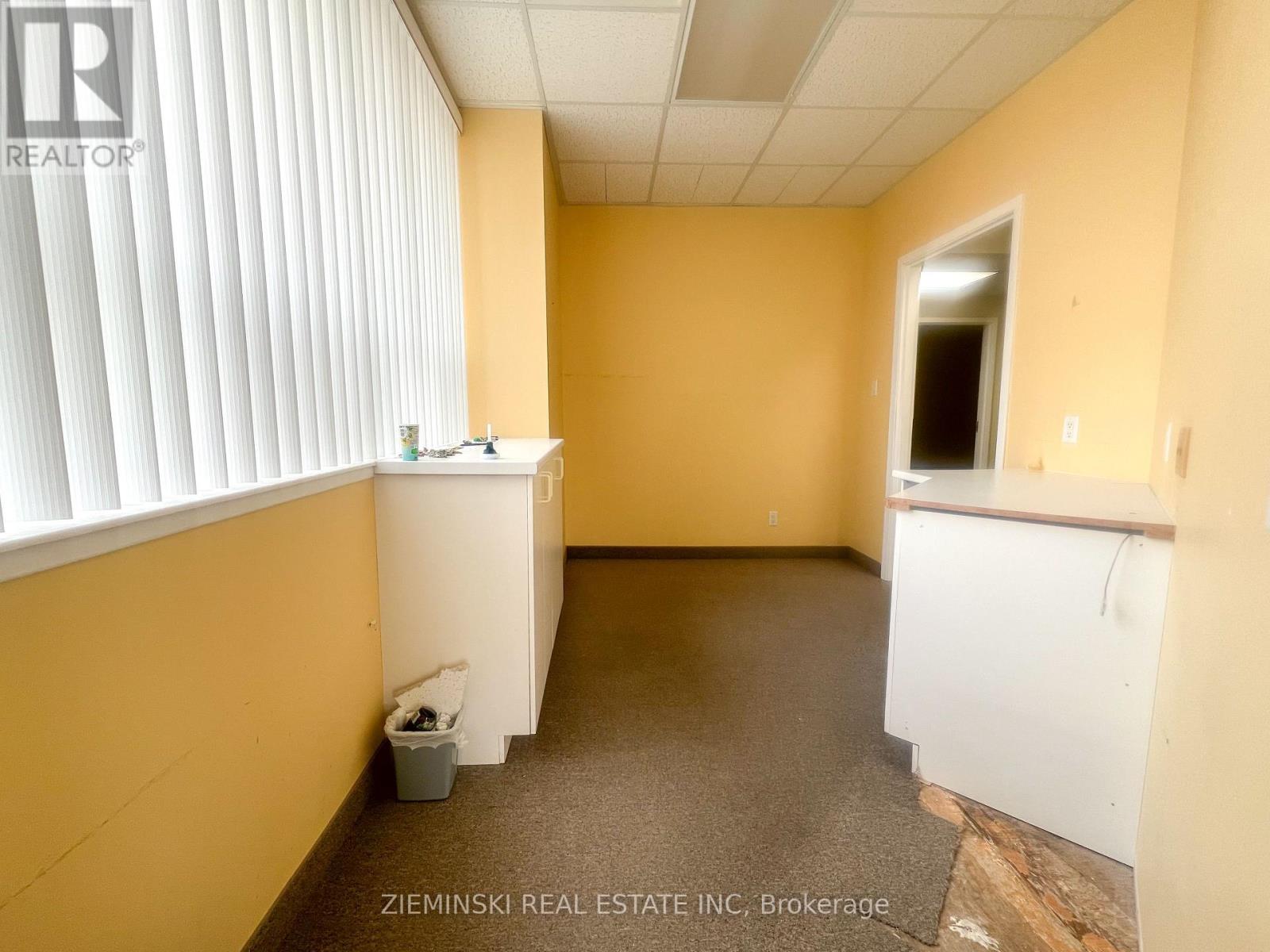 110-112 Third Street W, Cochrane, Ontario  P0L 1C0 - Photo 4 - T12873800