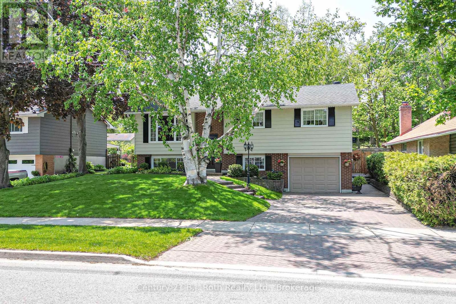 297 Matchedash Street N, Orillia, Ontario  L3V 4W1 - Photo 3 - S12873750