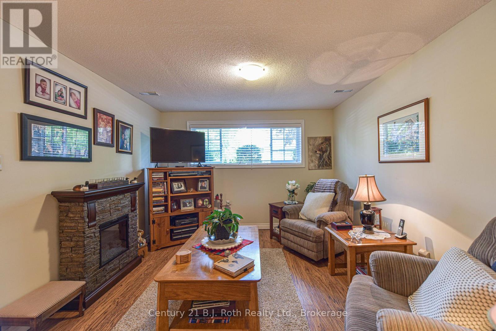 297 Matchedash Street N, Orillia, Ontario  L3V 4W1 - Photo 38 - S12873750