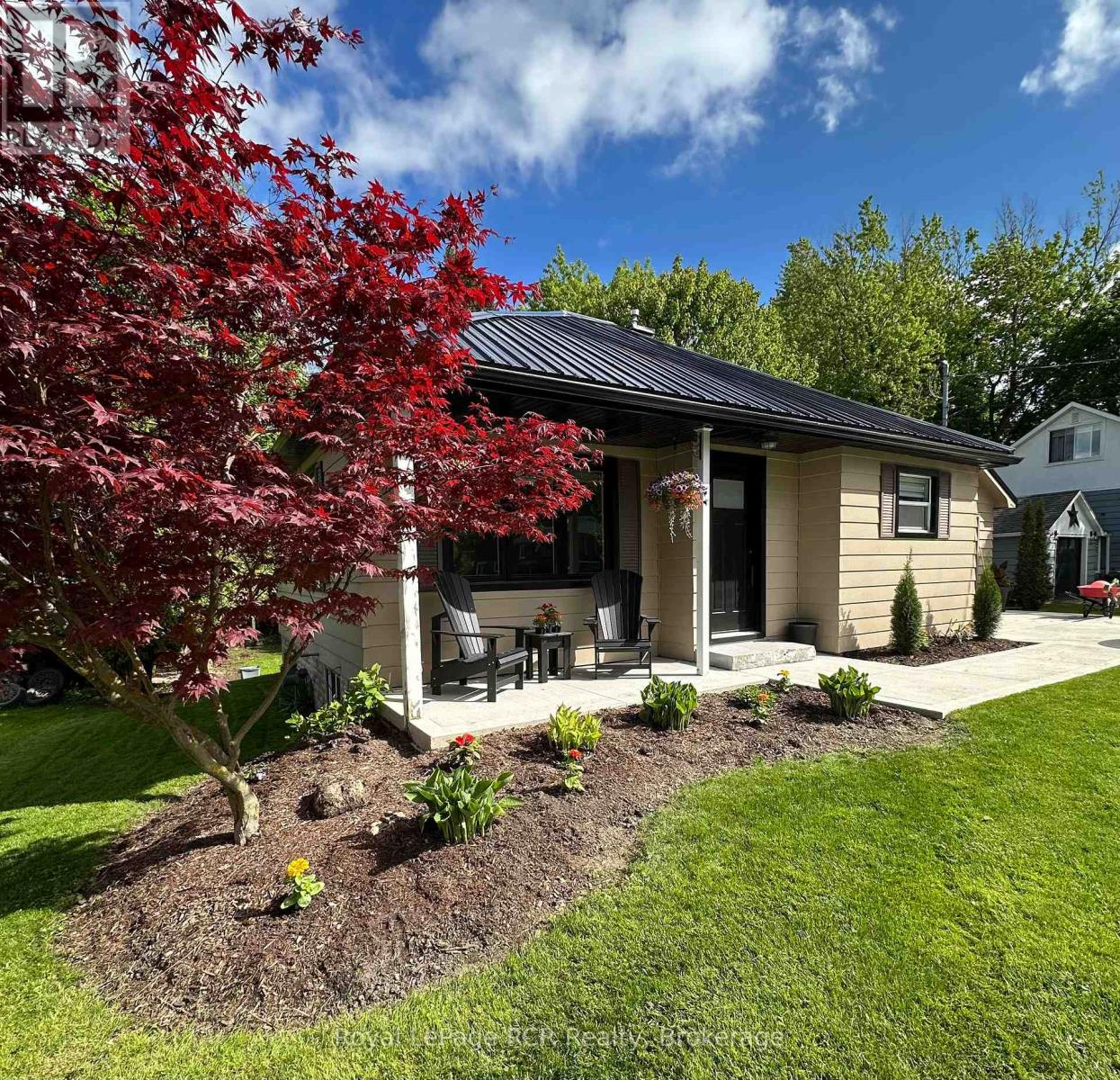 226 Birmingham Street W, Wellington North, Ontario  N0G 2L1 - Photo 2 - X12873820