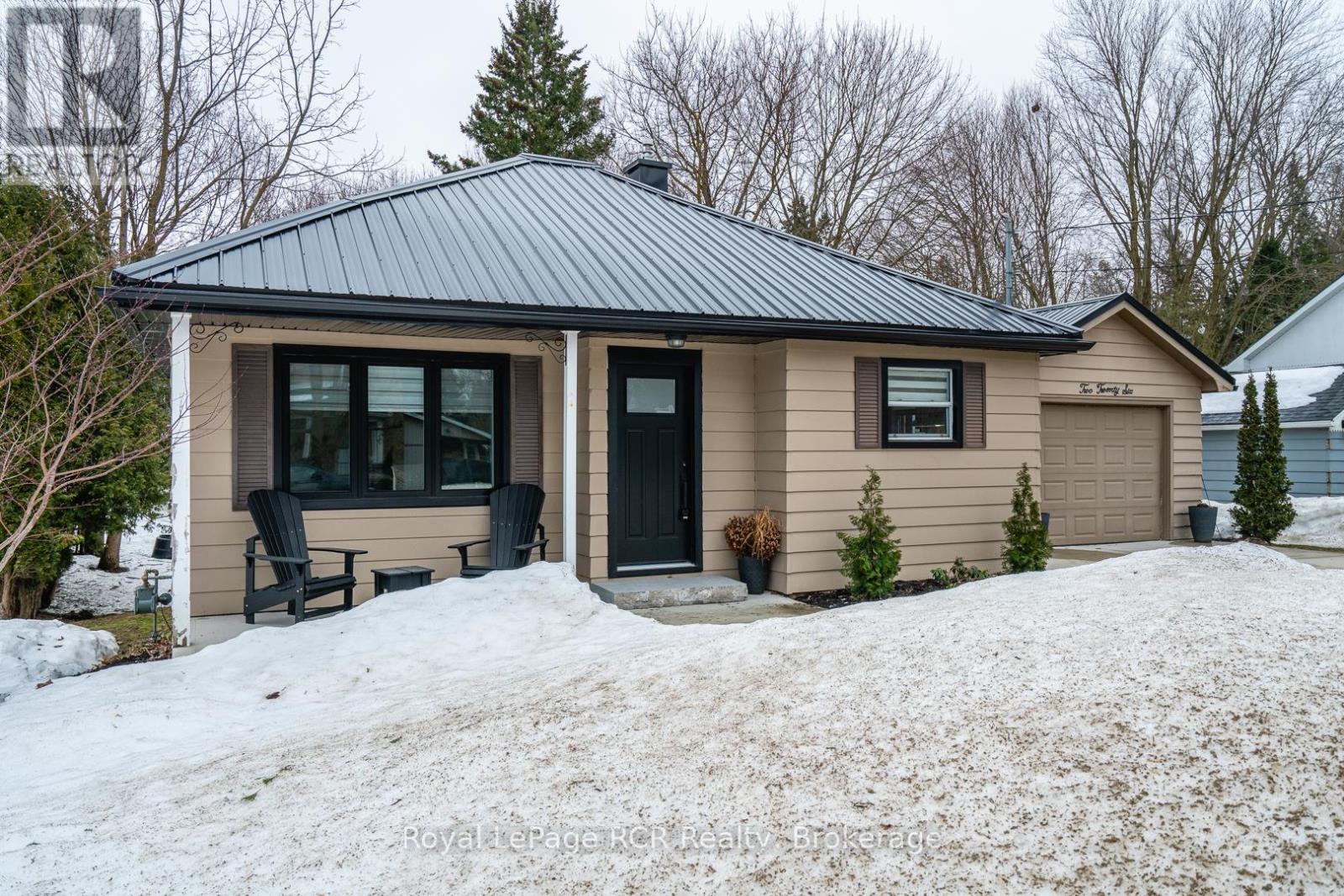 226 Birmingham Street W, Wellington North, Ontario  N0G 2L1 - Photo 7 - X12873820