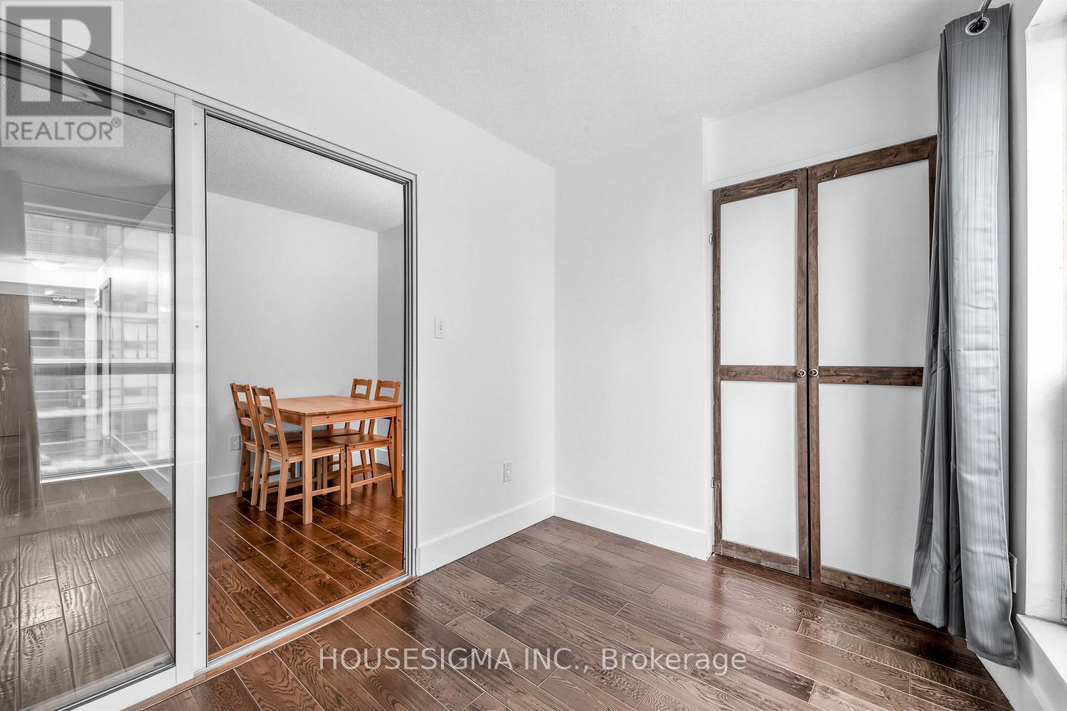 808 - 7 Lorraine Drive, Toronto, Ontario  M2N 7H2 - Photo 17 - C12873760