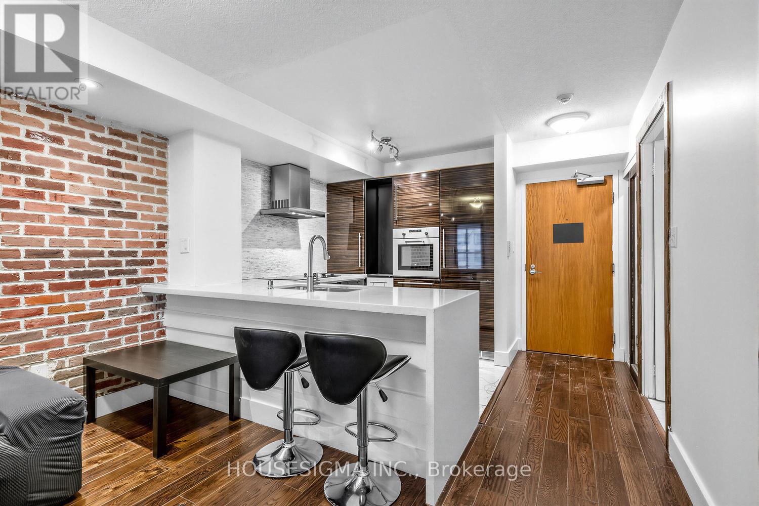 808 - 7 Lorraine Drive, Toronto, Ontario  M2N 7H2 - Photo 2 - C12873760