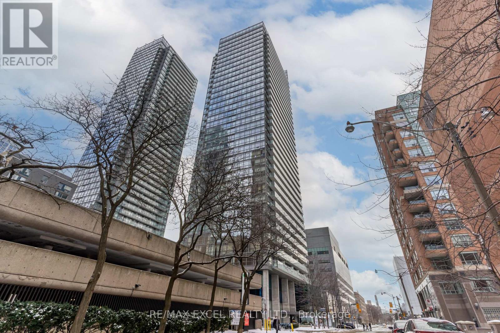 2806 - 37 GROSVENOR STREET, Toronto, Ontario