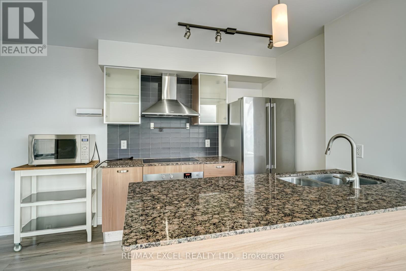 2806 - 37 Grosvenor Street, Toronto, Ontario  M4Y 3G5 - Photo 15 - C12873826
