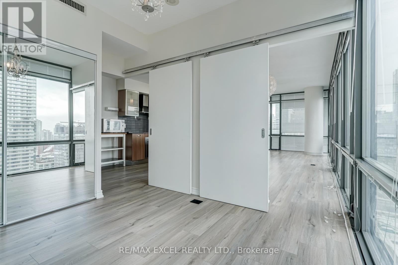 2806 - 37 Grosvenor Street, Toronto, Ontario  M4Y 3G5 - Photo 26 - C12873826