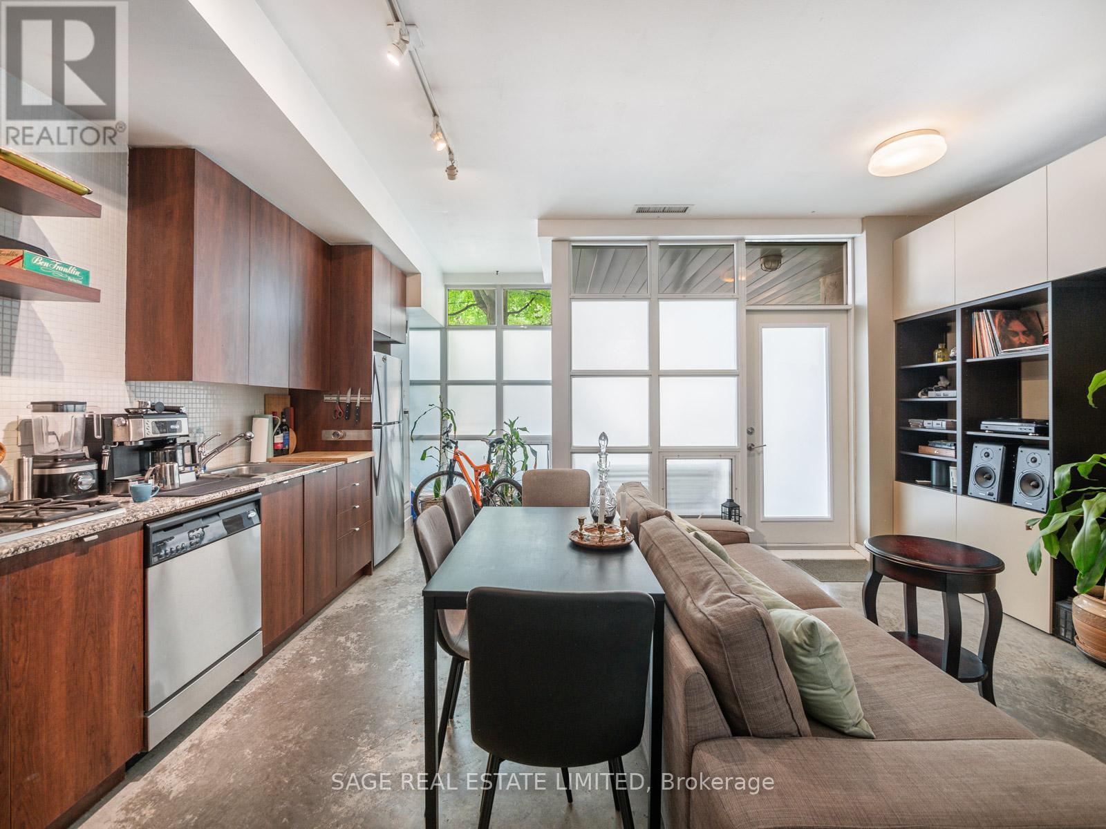 101 - 19 BRANT STREET W, Toronto, Ontario